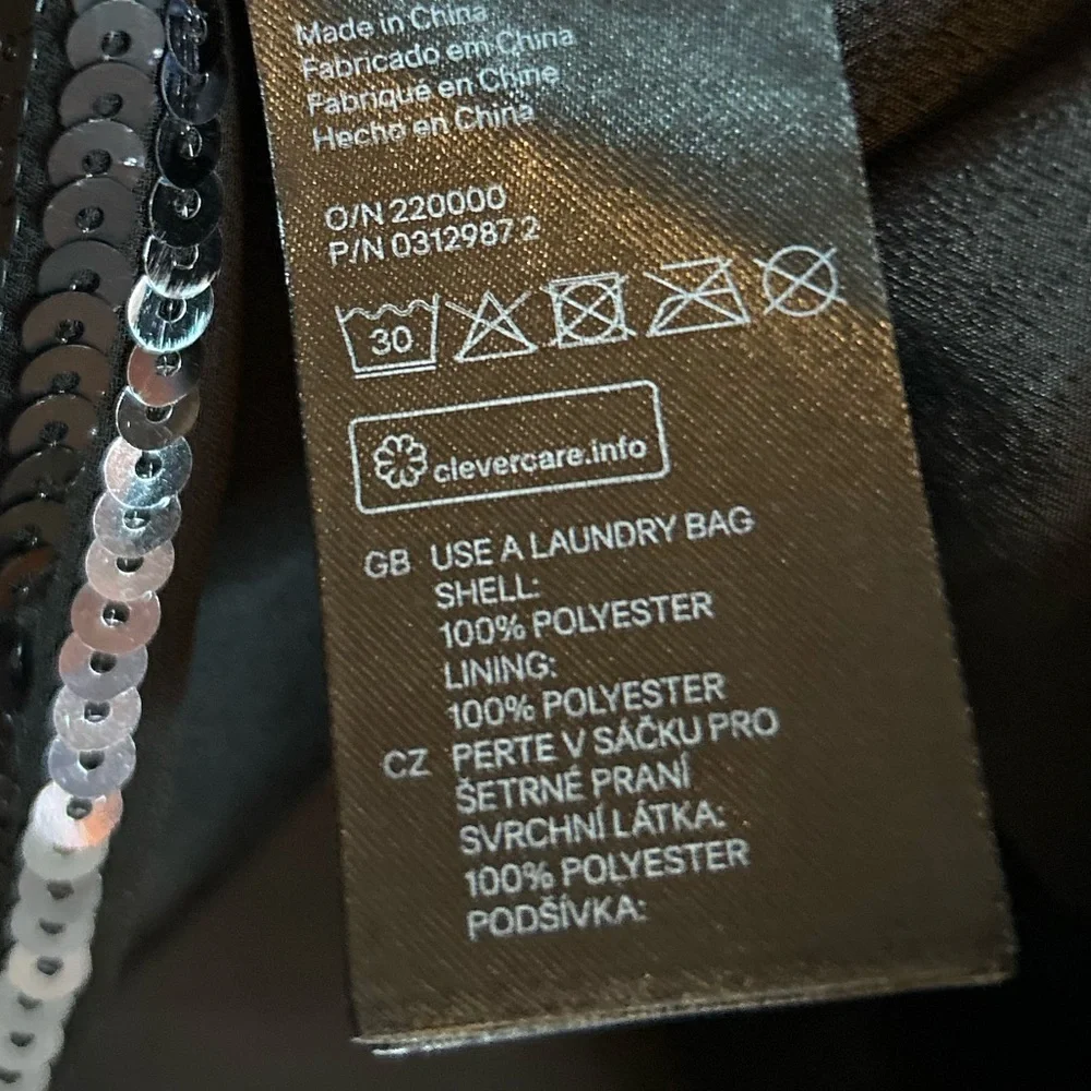 H&M sequin mini skirt - Picture 8 of 13